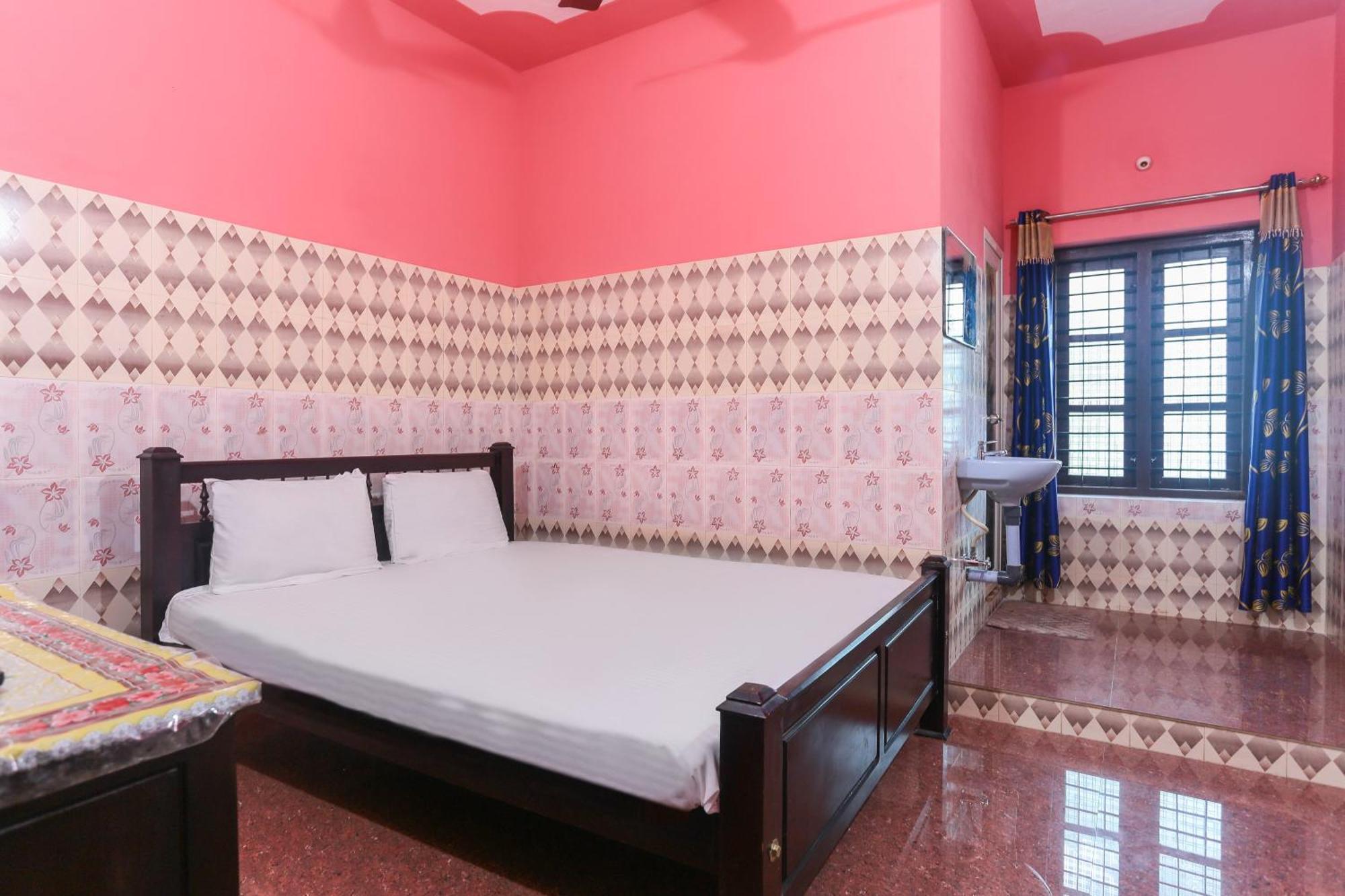 Hotel O Sree Bhadra Tourist Home Kollam Exterior foto