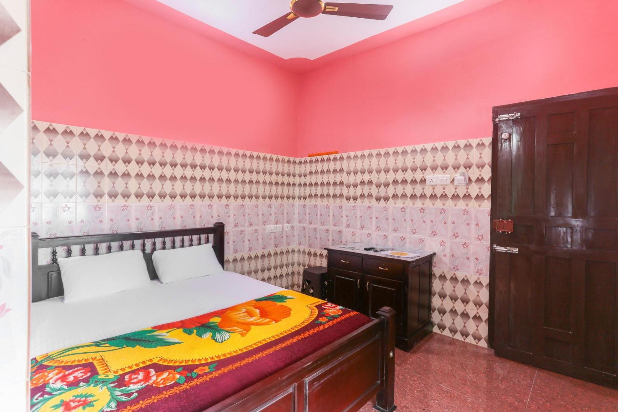 Hotel O Sree Bhadra Tourist Home Kollam Exterior foto